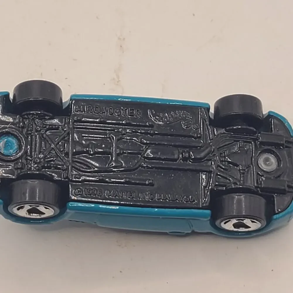 Hotwheels BMW M Roadster Turquoise Die Cast 1:64